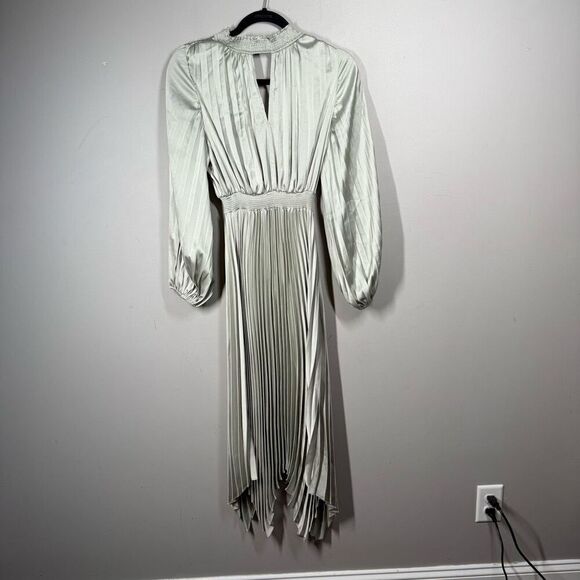 Petal & Pup ELOISE DRESS sage green pleated satin modest midi size 2 - Picture 2 of 9